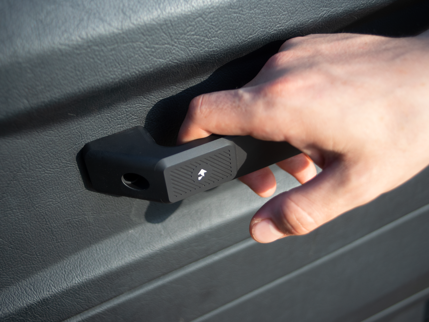 Land rover defender interior door deals handle